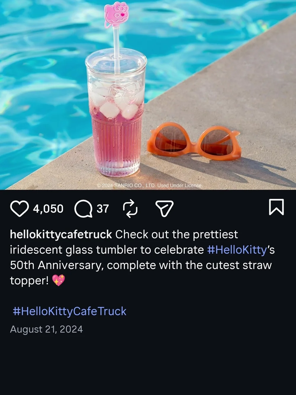 NWT Hello Kitty GLASS Tumbler with Pink Straw Topper
